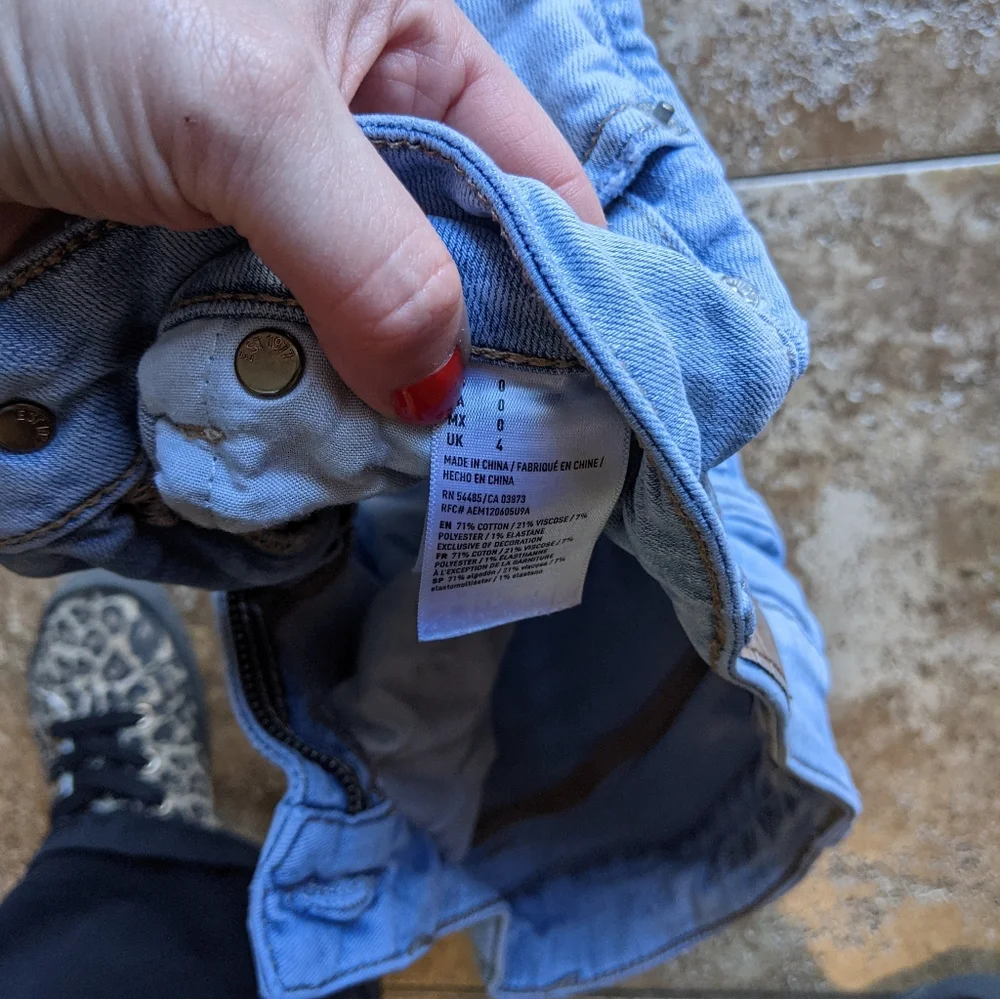 American Eagle nexxt level stretch highwaist short - Picture 3 of 4